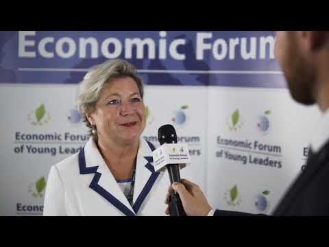 WYWIAD Z CORNELIĄ PIEPER DLA FORUM EKONOMICZNEGO MŁODYCH LIDERÓW