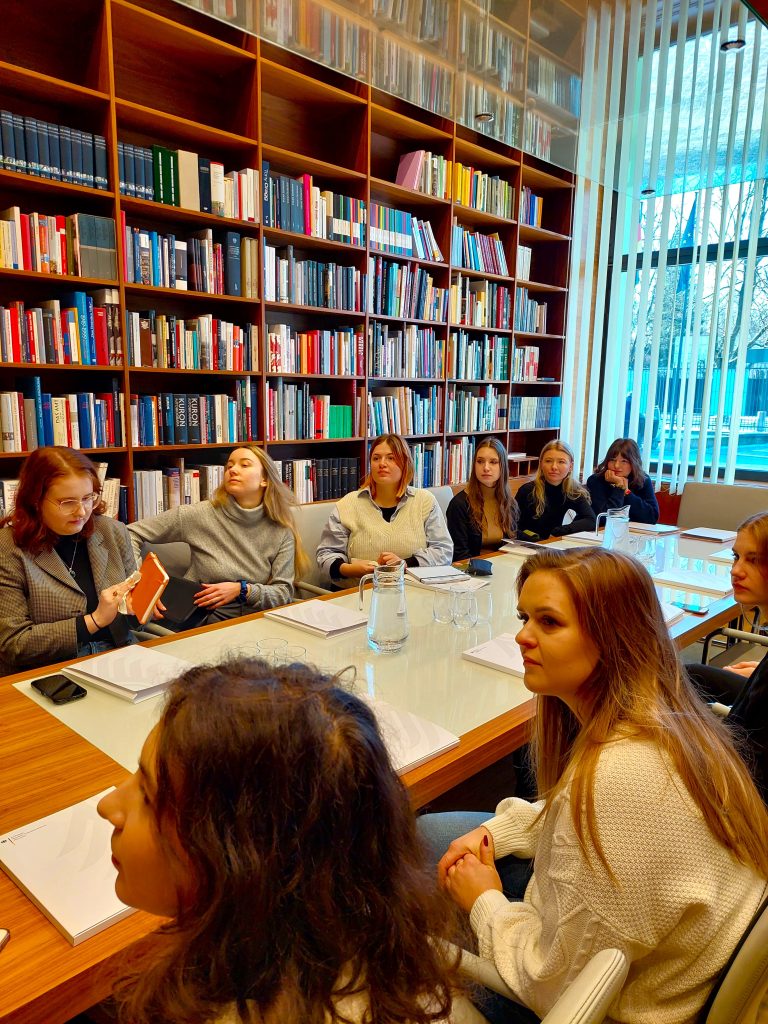 Warsztat Młodej Redakcji, styczeń 2024. Prowadzenie: Urszula Jabłońska