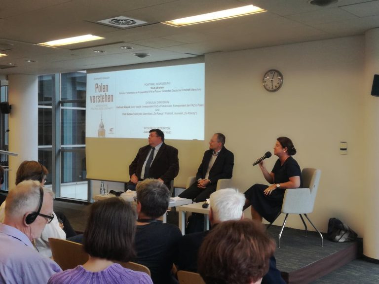 Prezentacja książki G. Gnaucka „Polen verstehen. Geschichte. Politik. Gesellschaft”