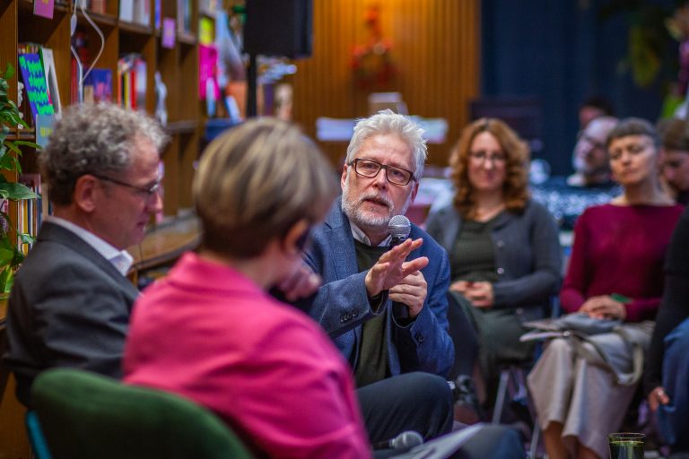 MIĘDZY NAMI MÓWIĄC/FESTIWAL SPRAW POLSKO-NIEMIECKICH/BIG BOOK CAFE MDM/6-8.12.2024