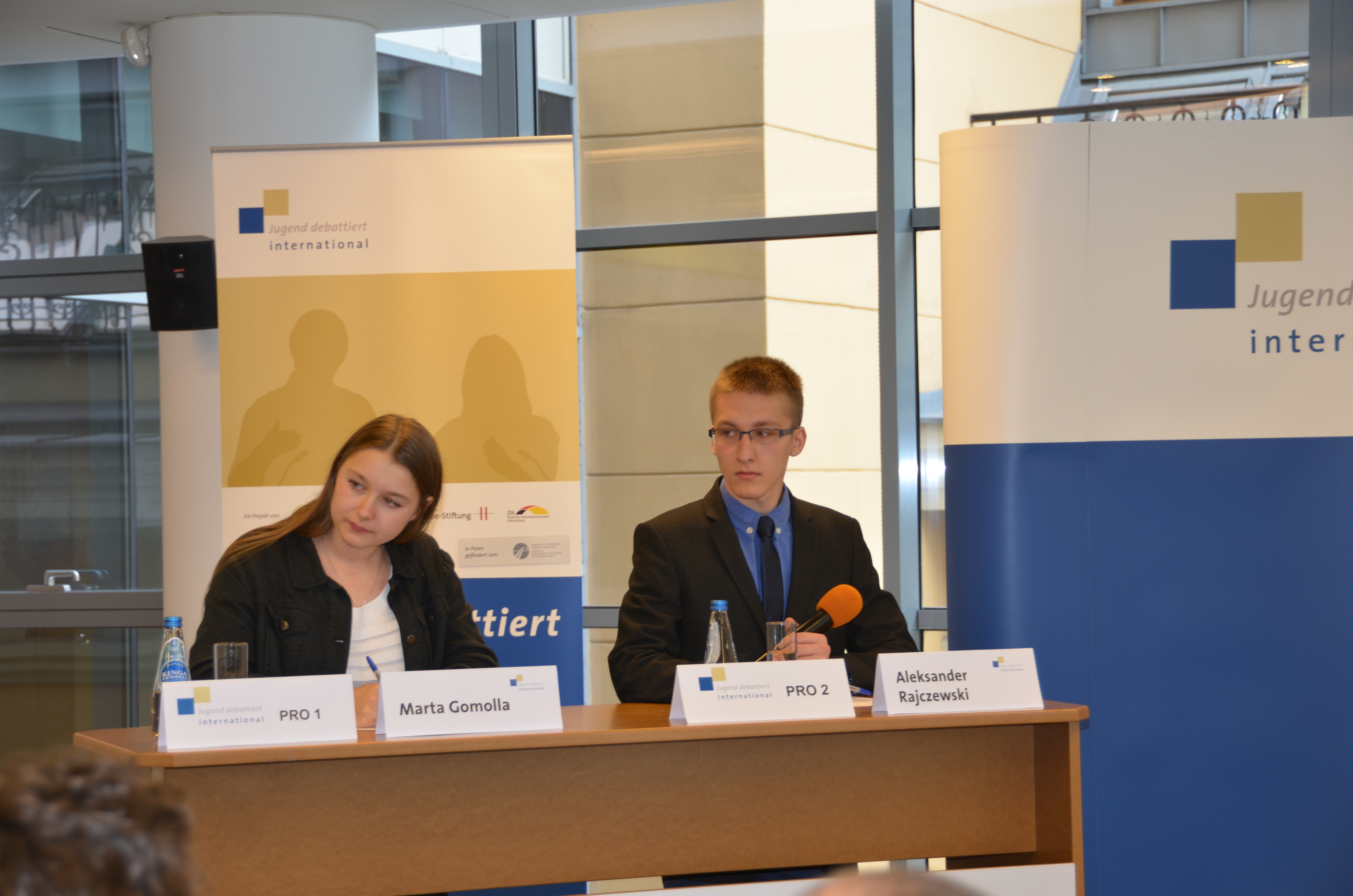 Jugend debattiert international im CK Zielna am 30. Mai 2014