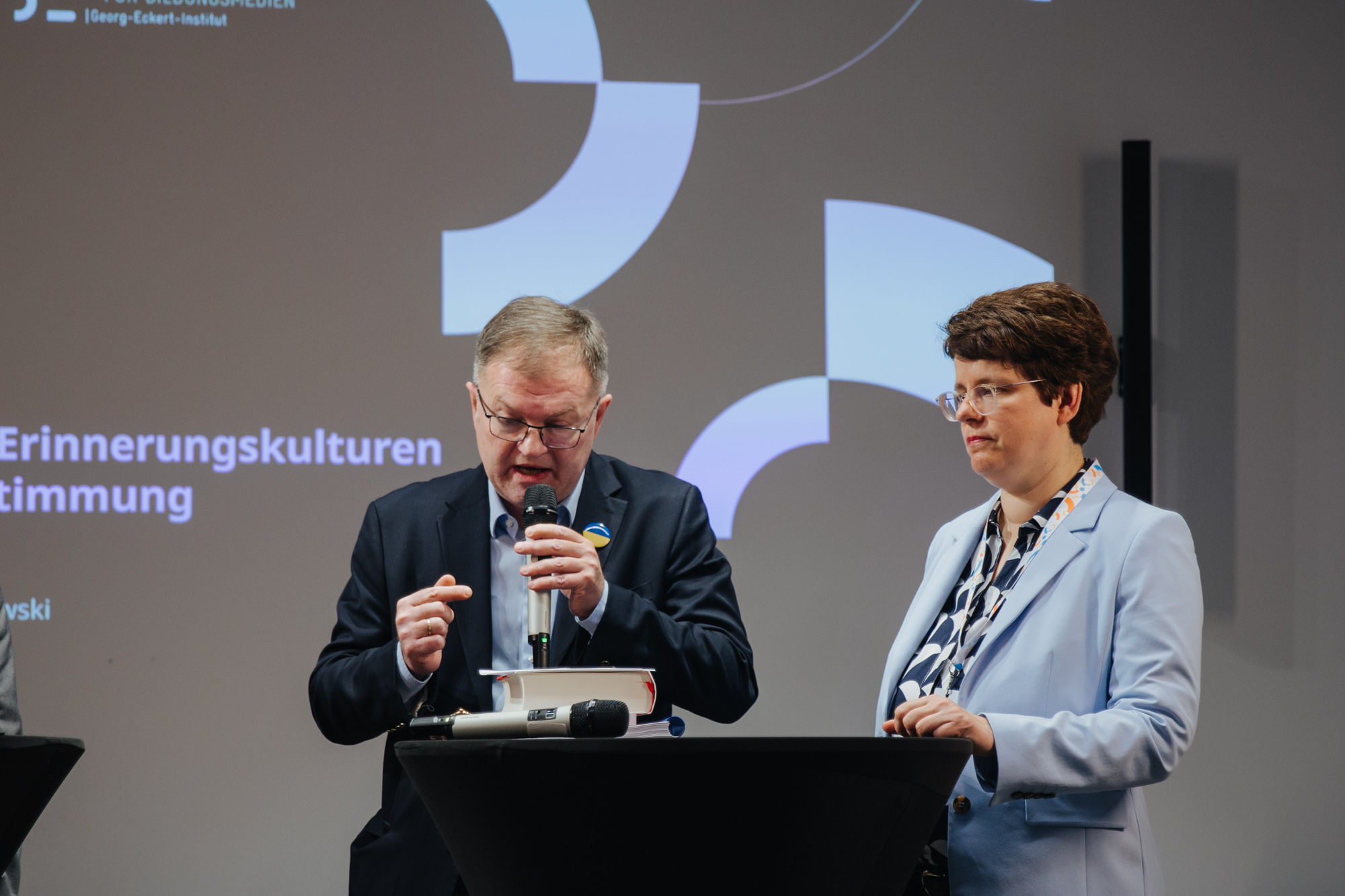 Upamiętnianie, spotkanie, (nie)zrozumienie